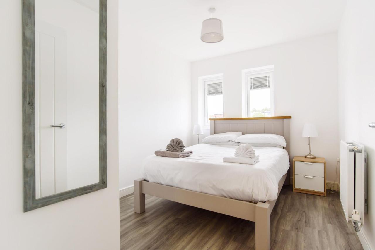 Apartament Raphael Retreat Newport  Zewnętrze zdjęcie