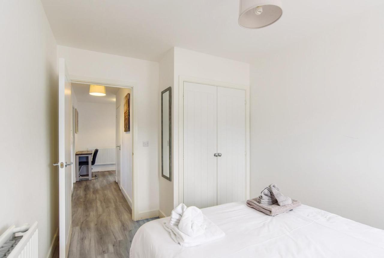 Apartament Raphael Retreat Newport  Zewnętrze zdjęcie